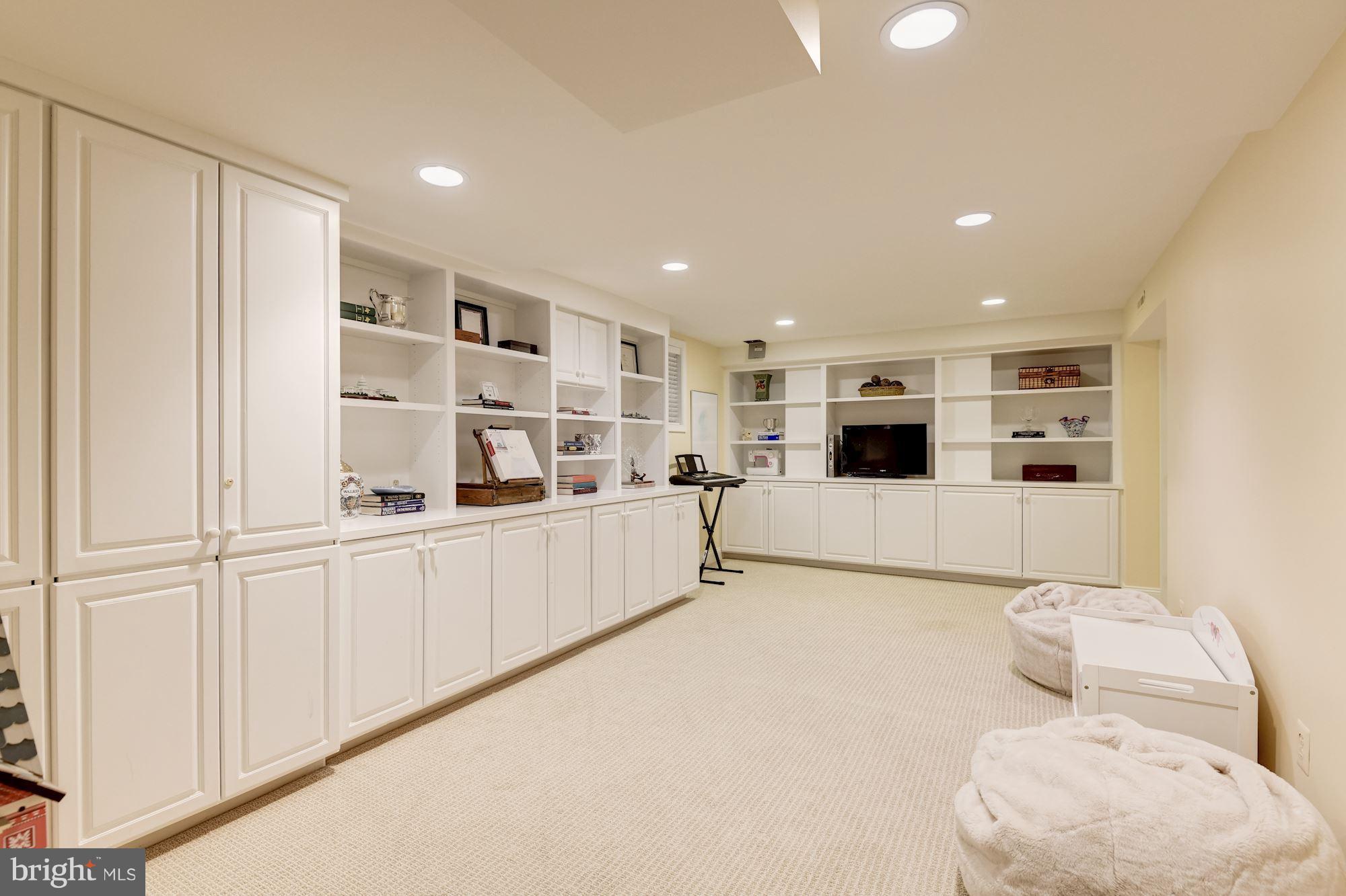 GREENWAY HEIGHTS - Residential