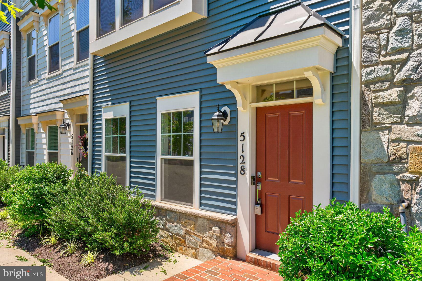 5128 RIDGEVIEW RETREAT DRIVE