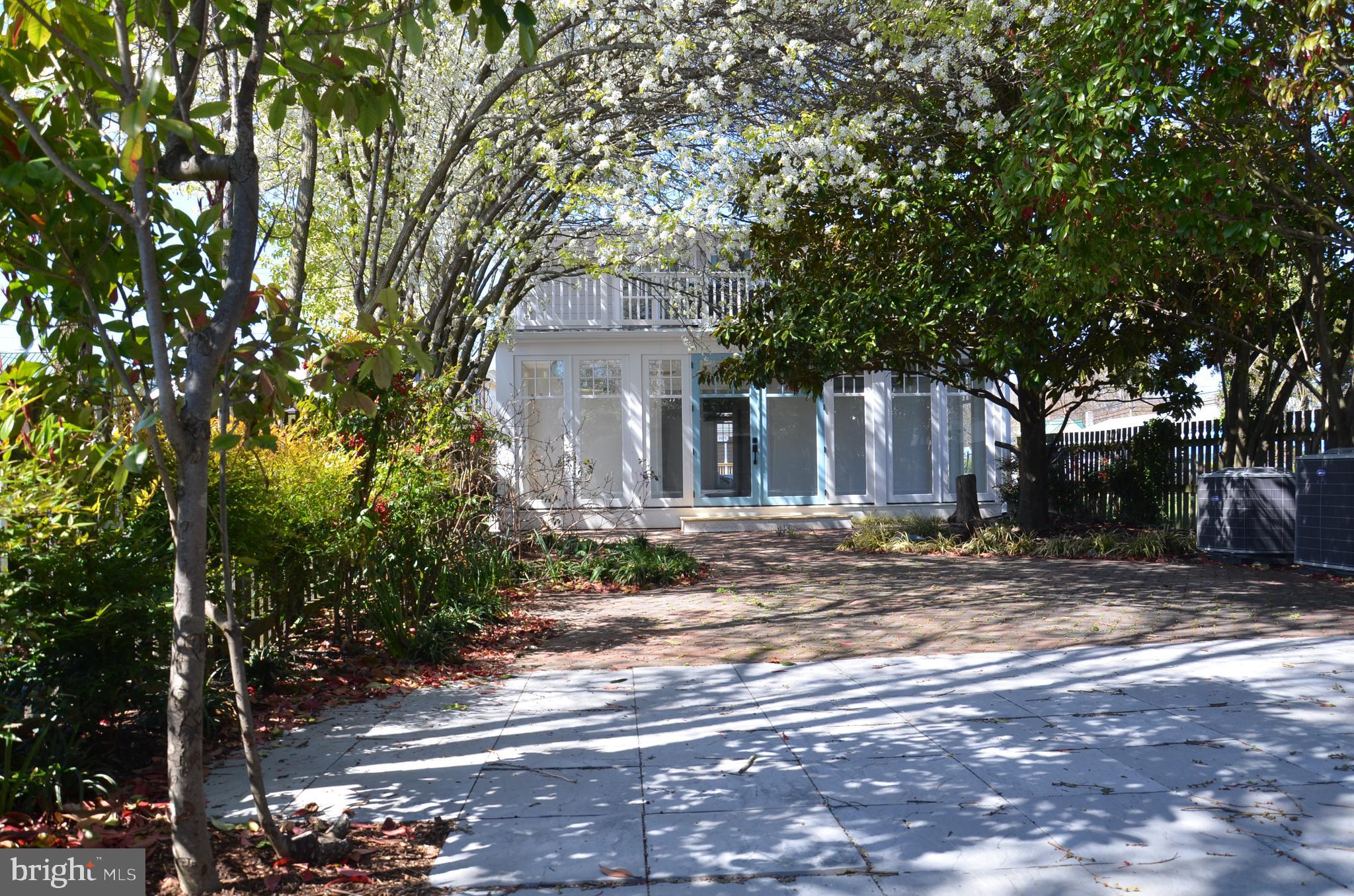 HISTORIC ST. MICHAELS - Commercial Sale