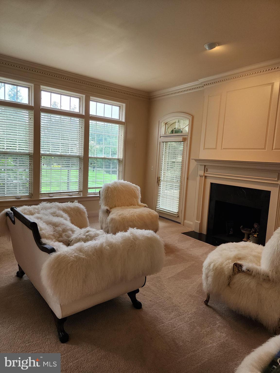 WALNUT HILL - Residential Lease