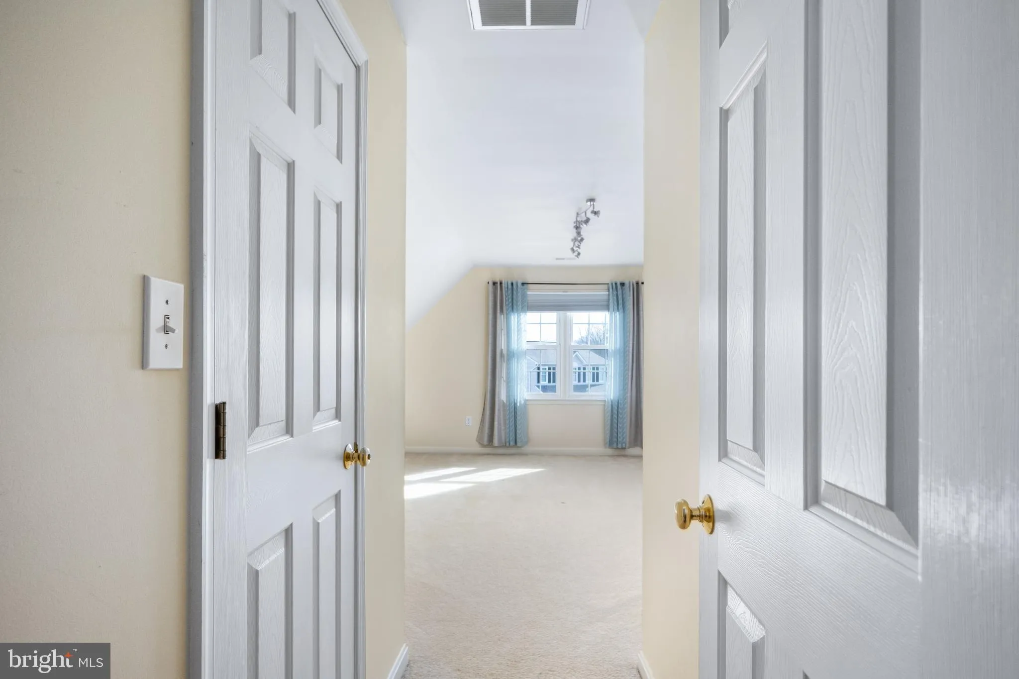 Fredericksburg, Virginia 22407, United States, 4 Bedrooms Bedrooms, ,3 BathroomsBathrooms,Residential,Contingent,63