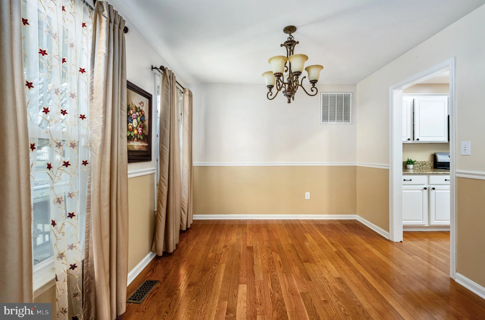 Fredericksburg, Virginia 22407, United States, 4 Bedrooms Bedrooms, ,3 BathroomsBathrooms,Residential,Contingent,63