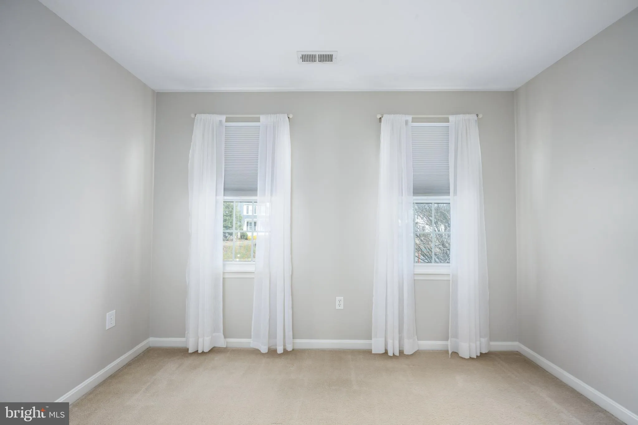 Fredericksburg, Virginia 22407, United States, 4 Bedrooms Bedrooms, ,3 BathroomsBathrooms,Residential,Contingent,63