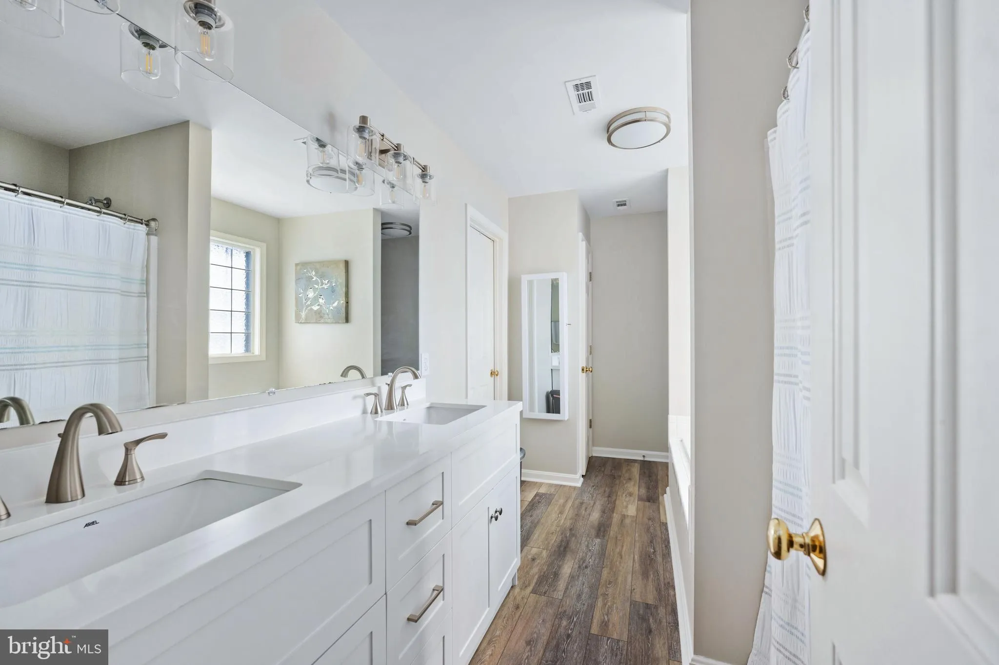 Fredericksburg, Virginia 22407, United States, 4 Bedrooms Bedrooms, ,3 BathroomsBathrooms,Residential,Contingent,63