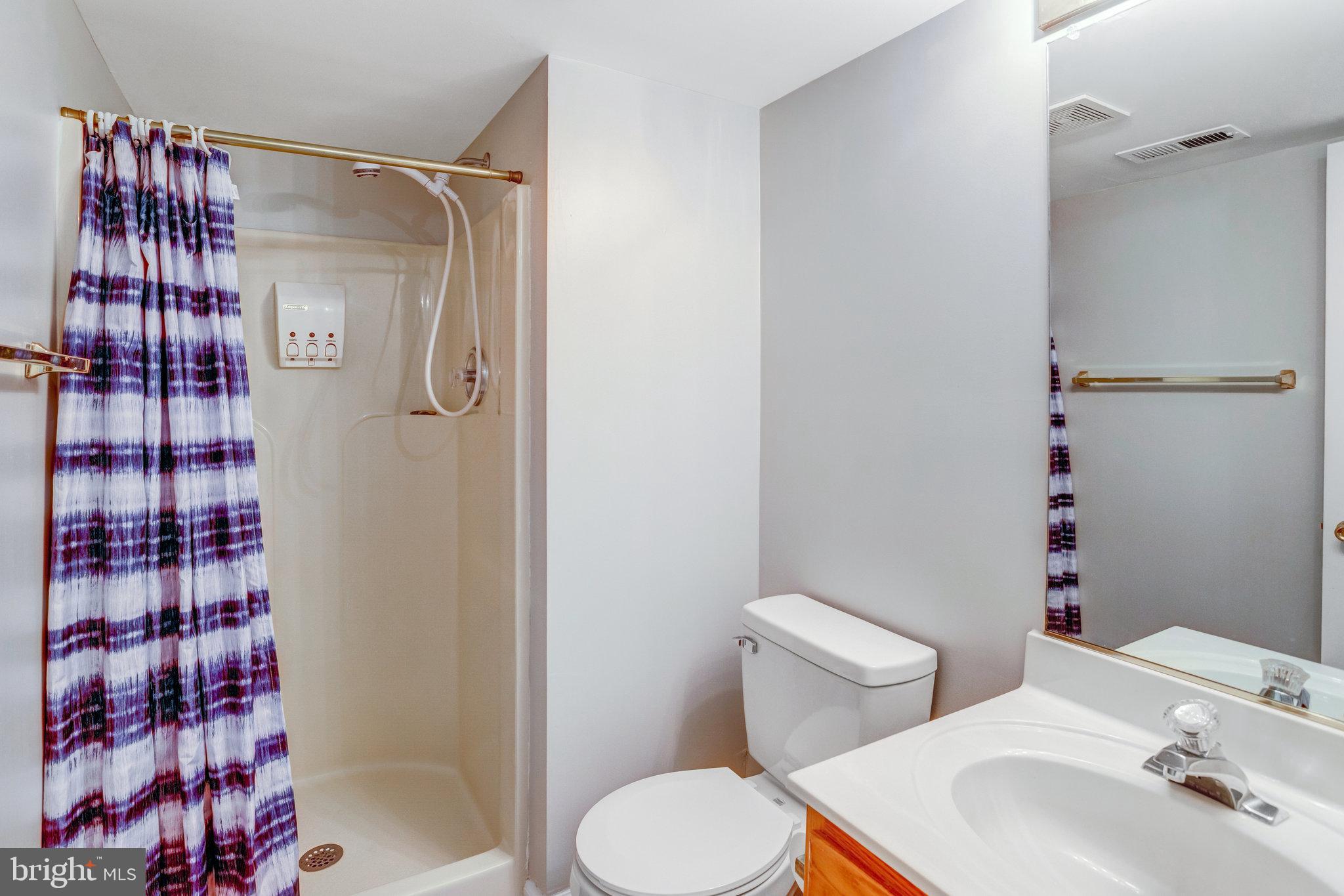 LEE'S HILL - Residential