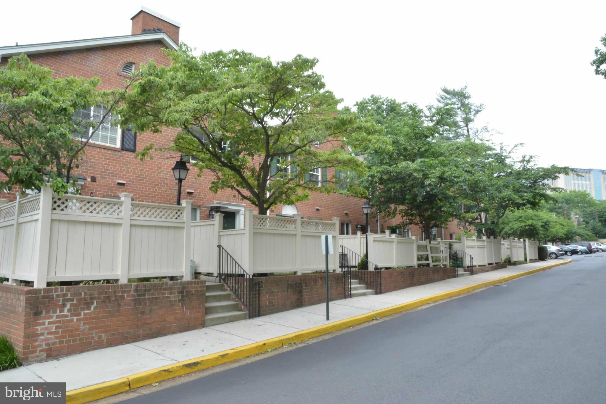 PARKSIDE AT ALEXANDRIA - Residential