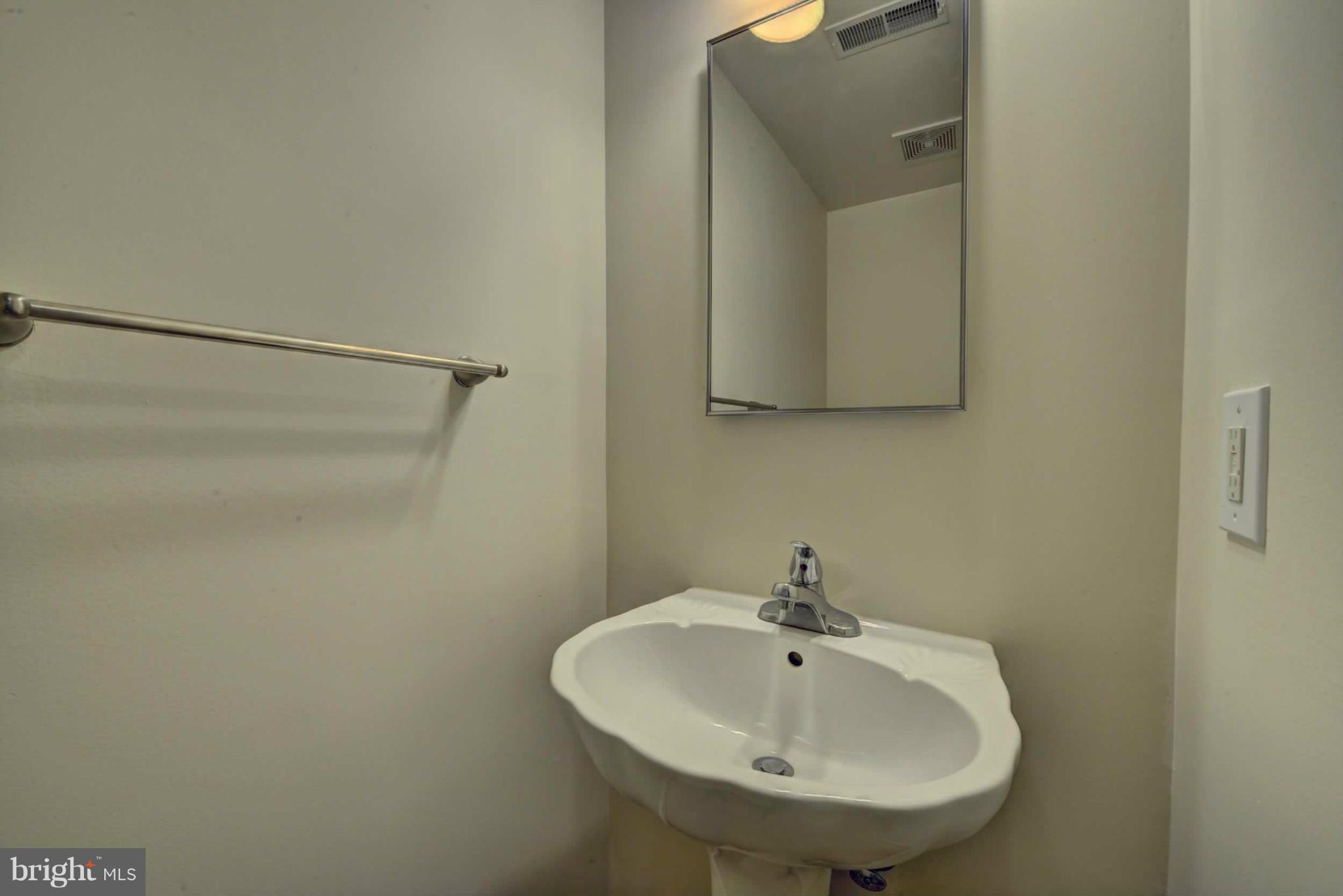 PARKSIDE AT ALEXANDRIA - Residential