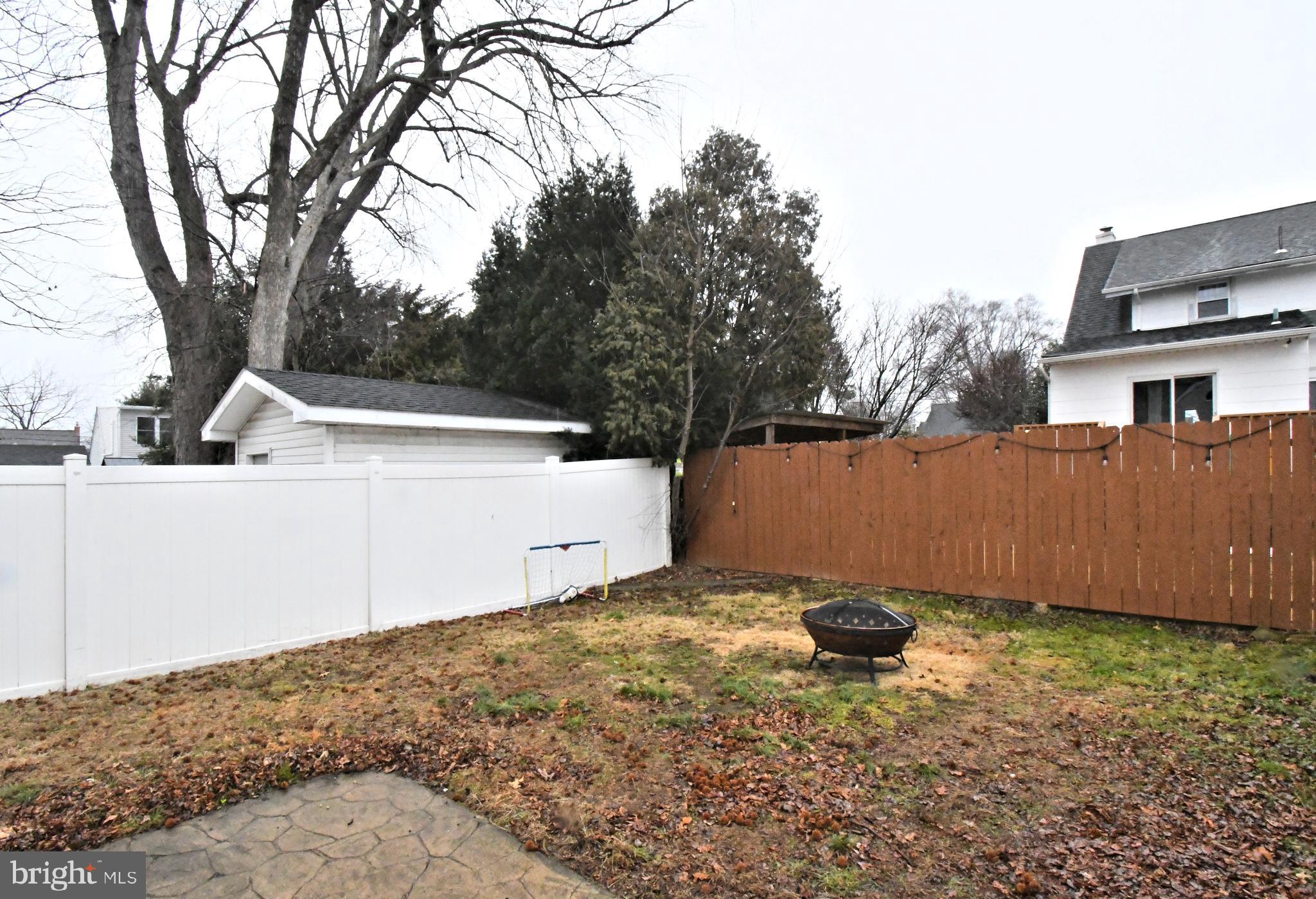 EDDINGTON GDNS - Residential