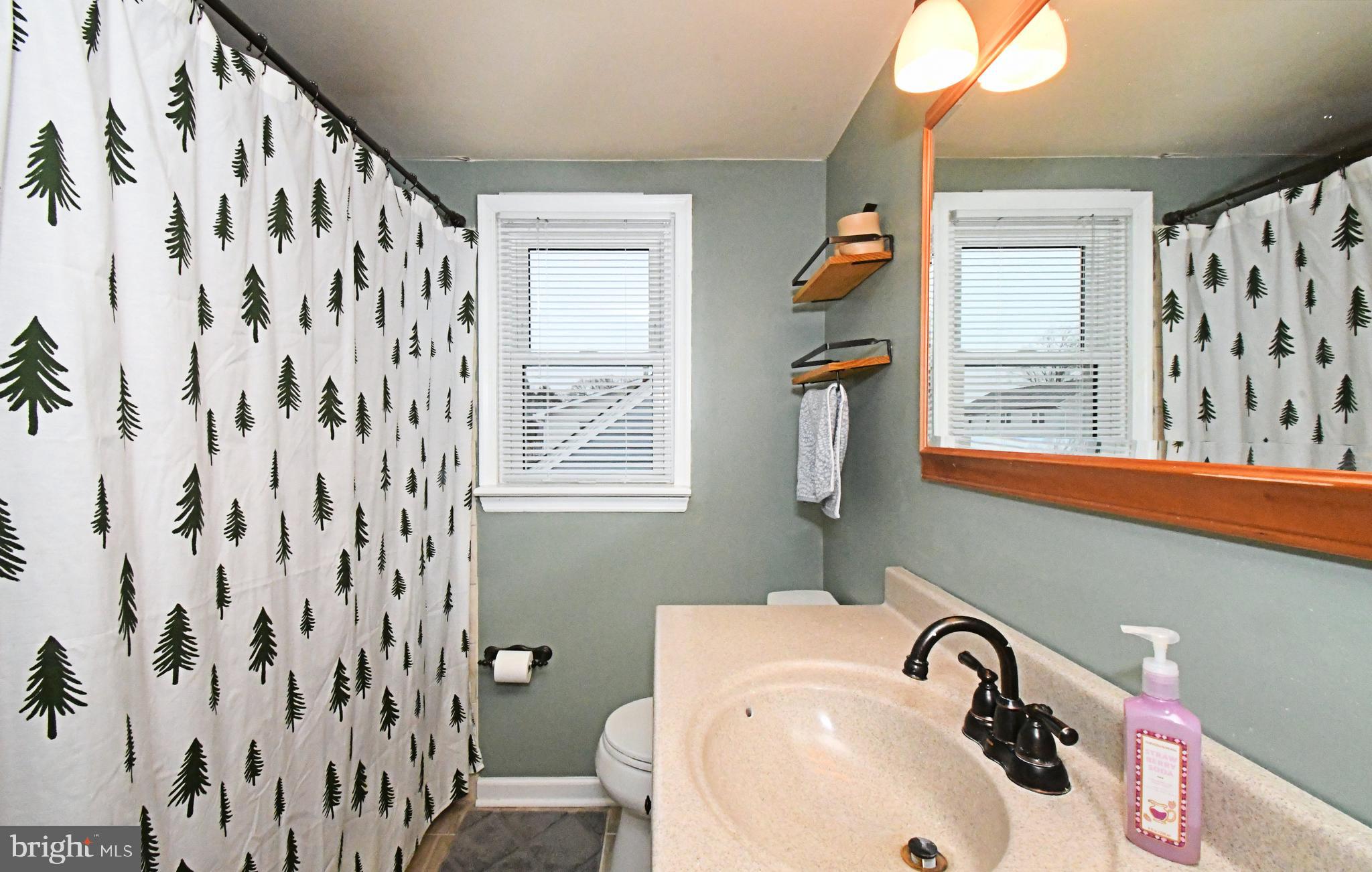 EDDINGTON GDNS - Residential