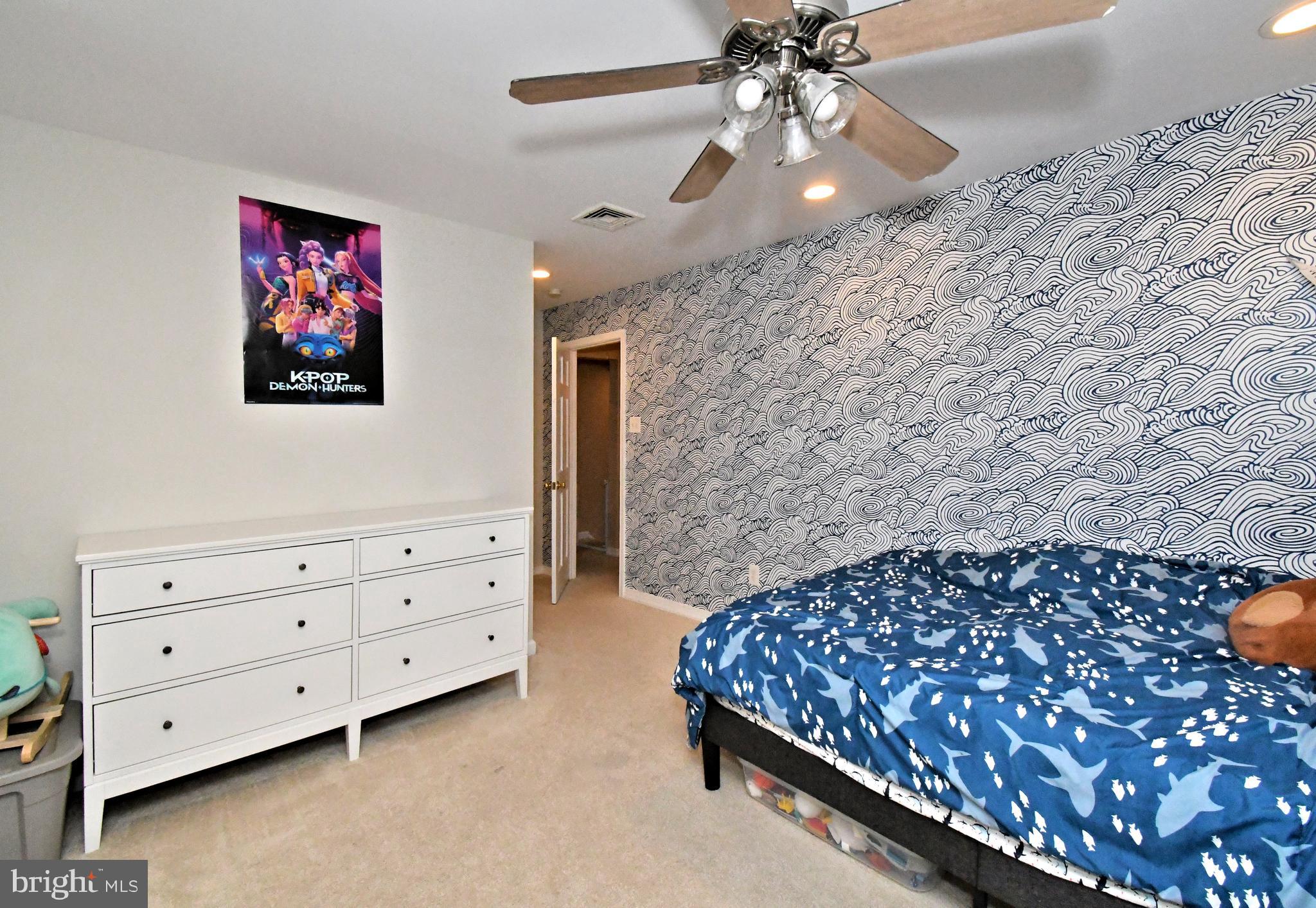 EDDINGTON GDNS - Residential