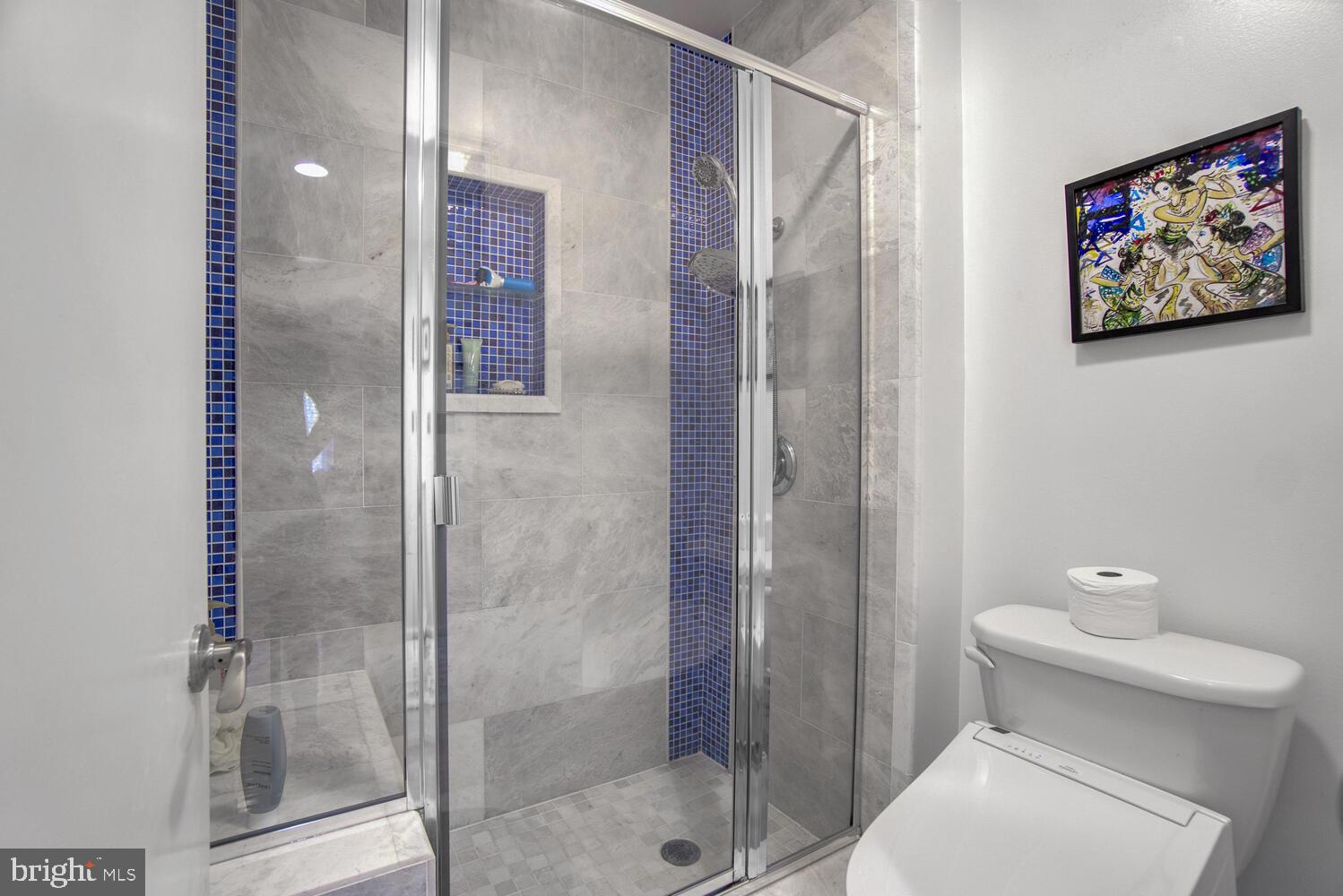 THE COVE - Residential