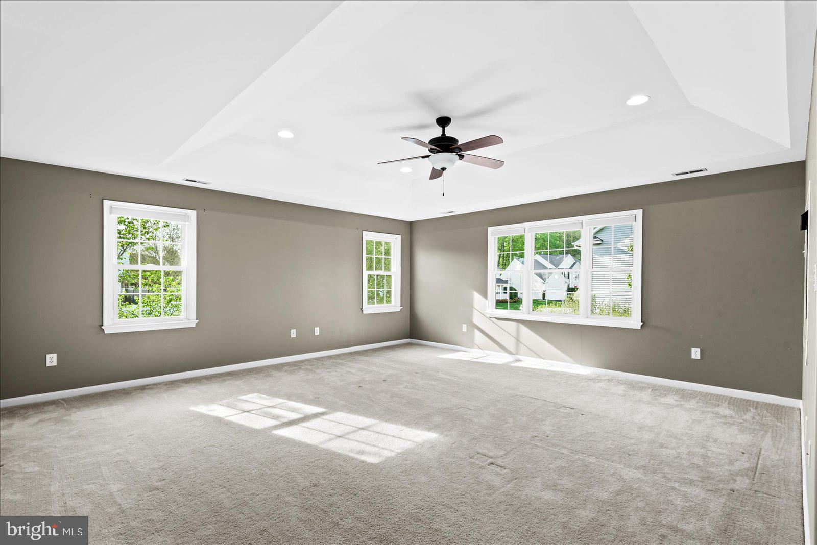 SALEM FIELDS - Residential