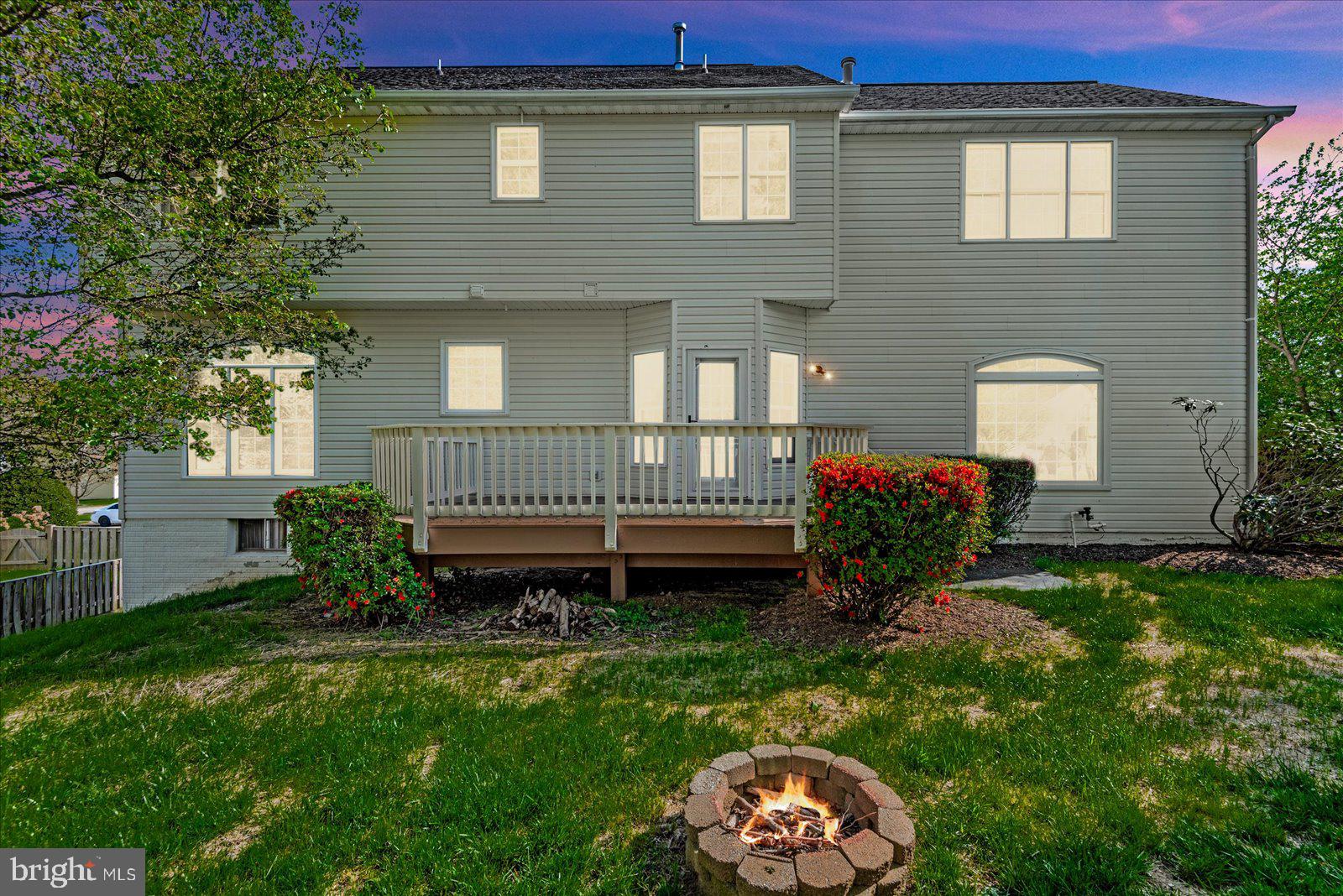 SALEM FIELDS - Residential