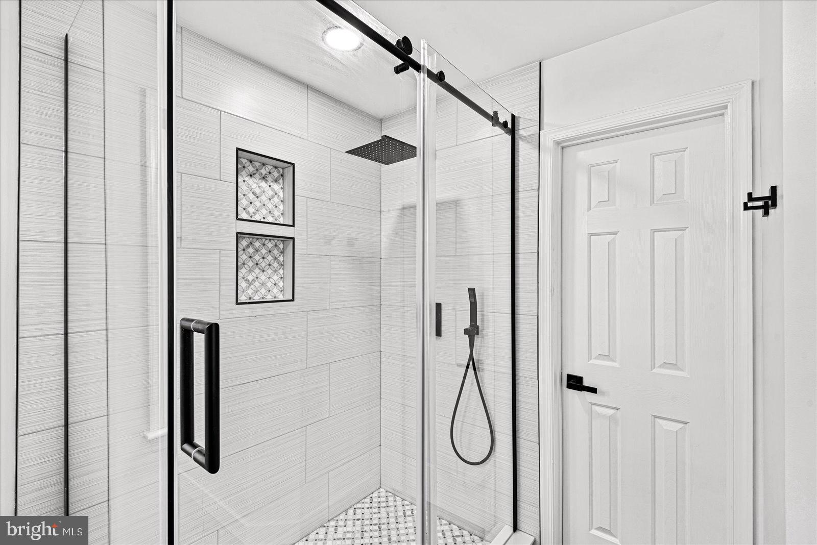 SALEM FIELDS - Residential