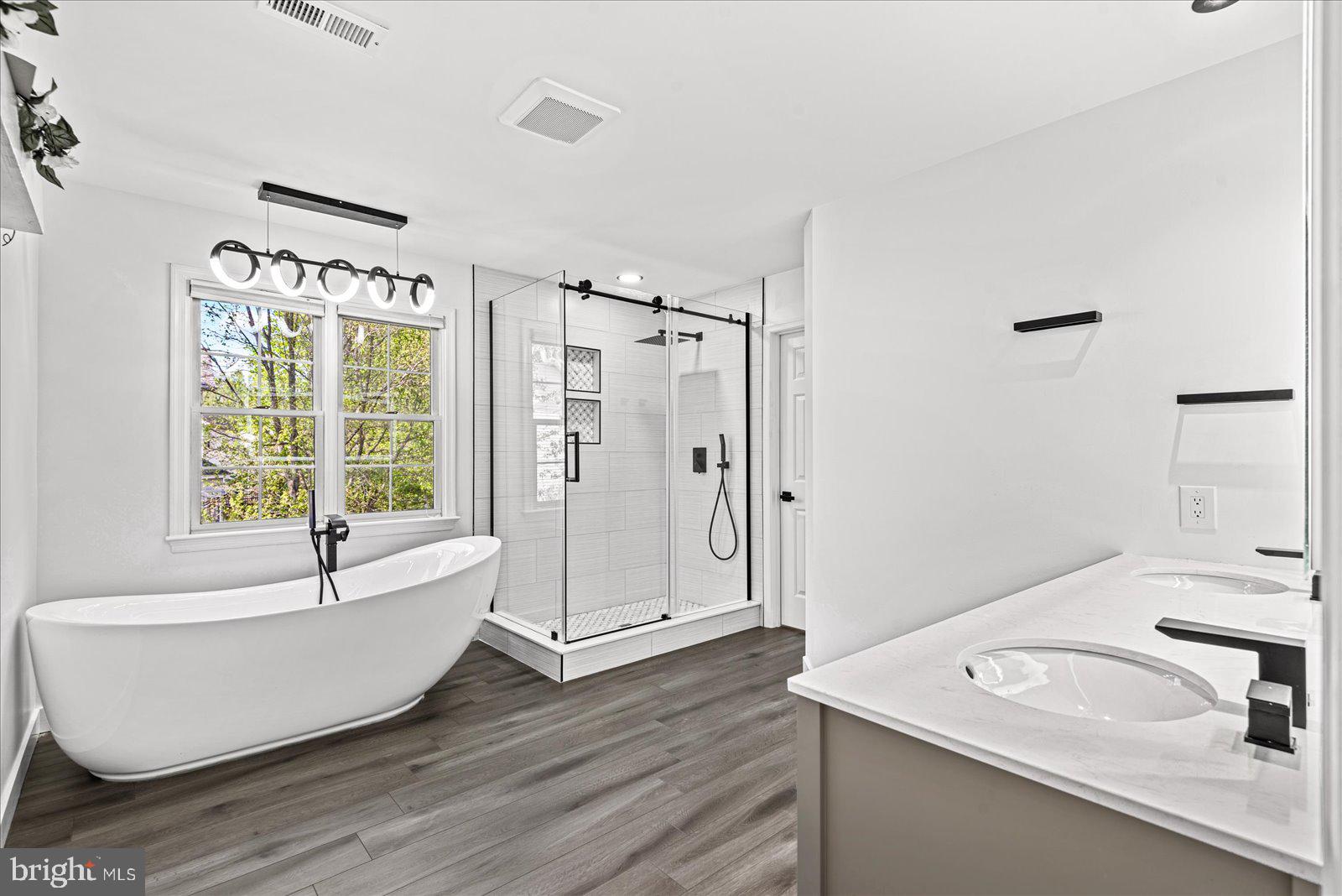 SALEM FIELDS - Residential