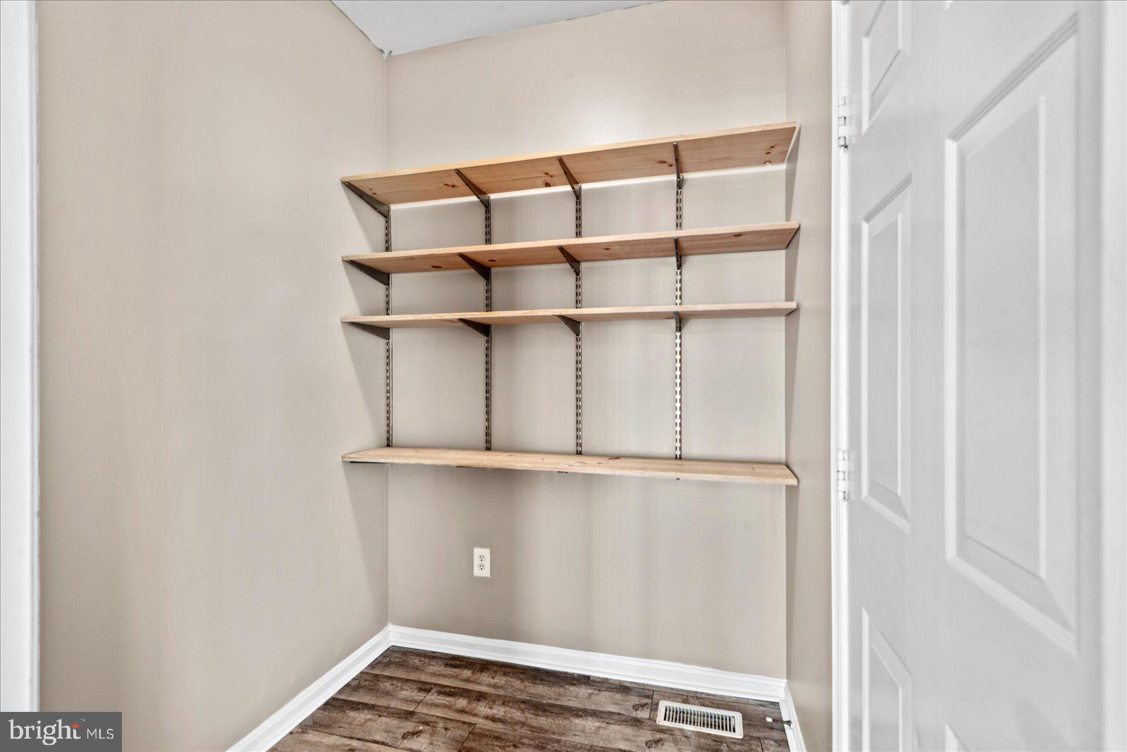 SALEM FIELDS - Residential