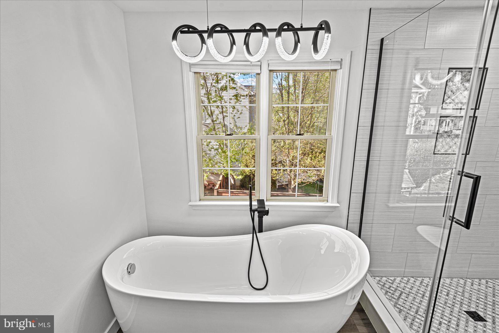 SALEM FIELDS - Residential