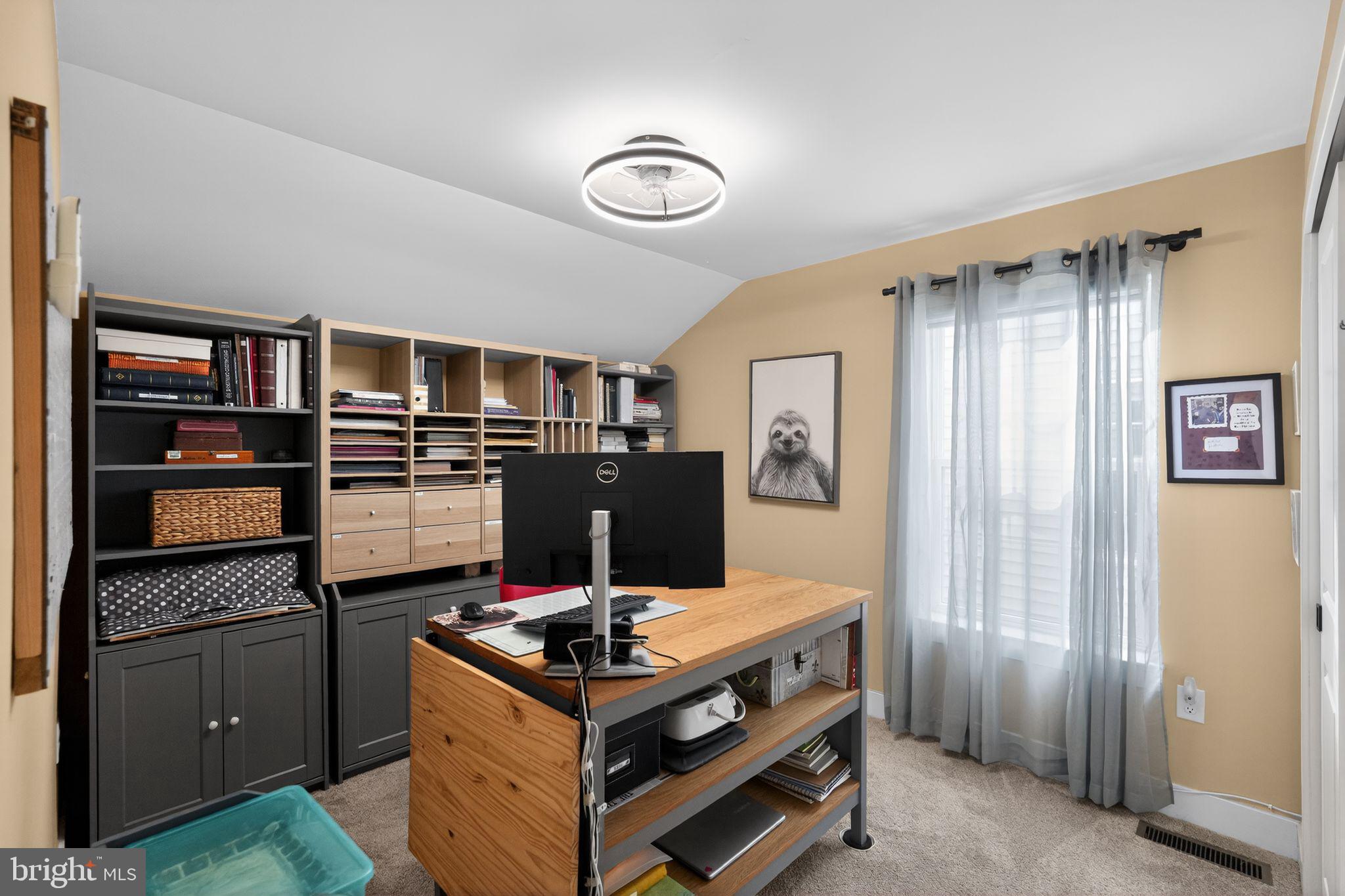 WATERSIDE - Residential