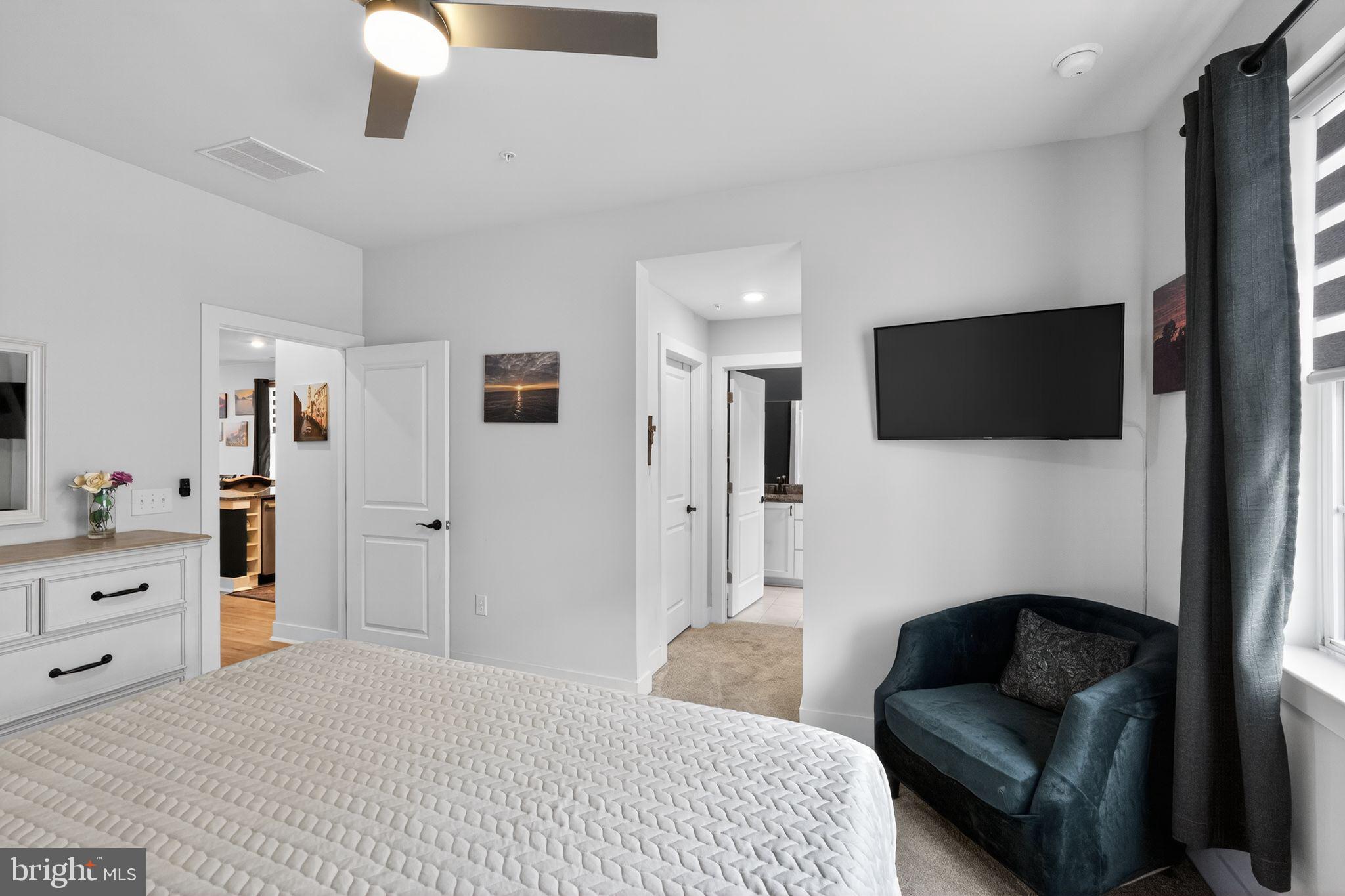 WATERSIDE - Residential