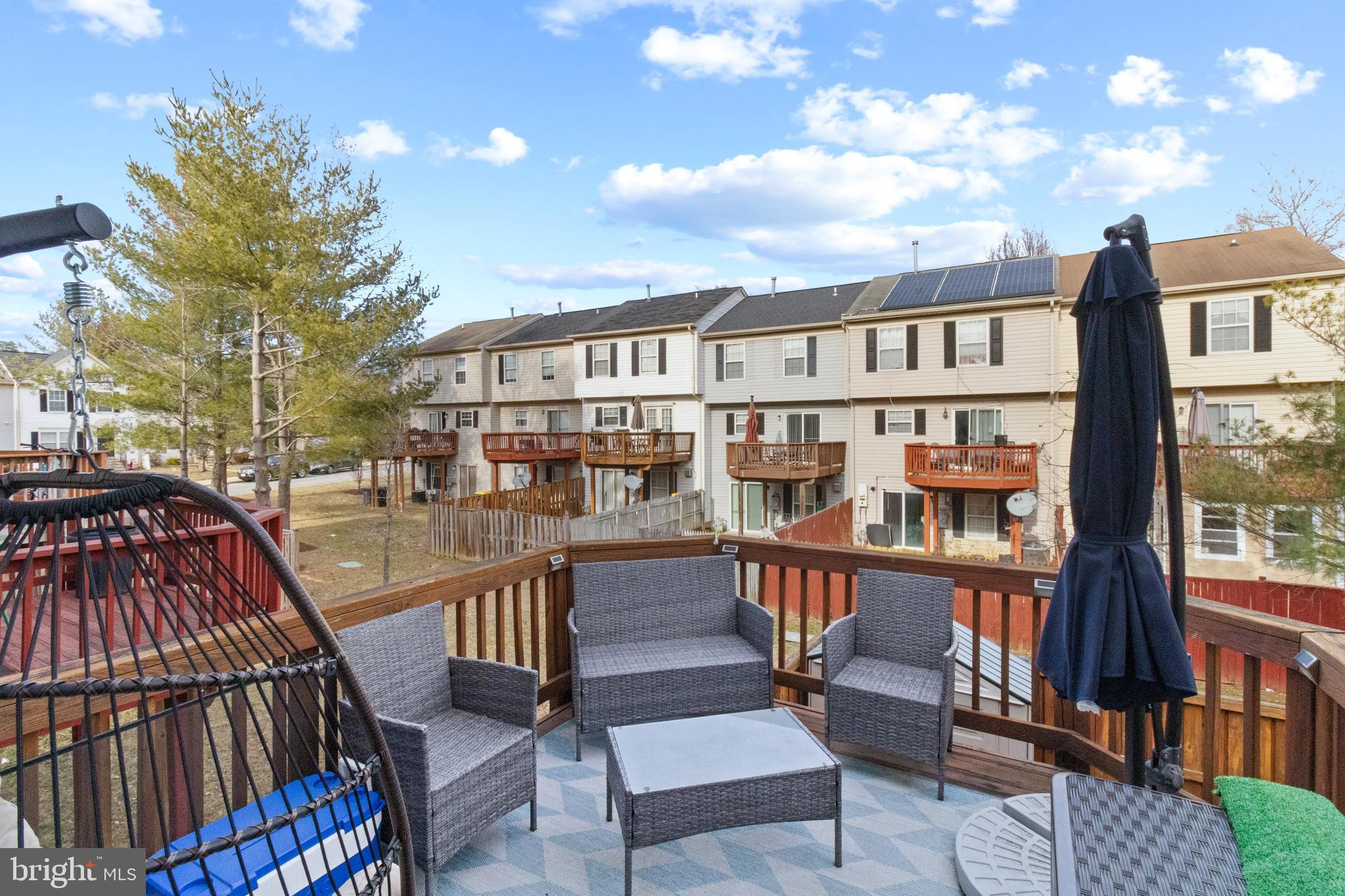 COLONY SQUARE - Residential