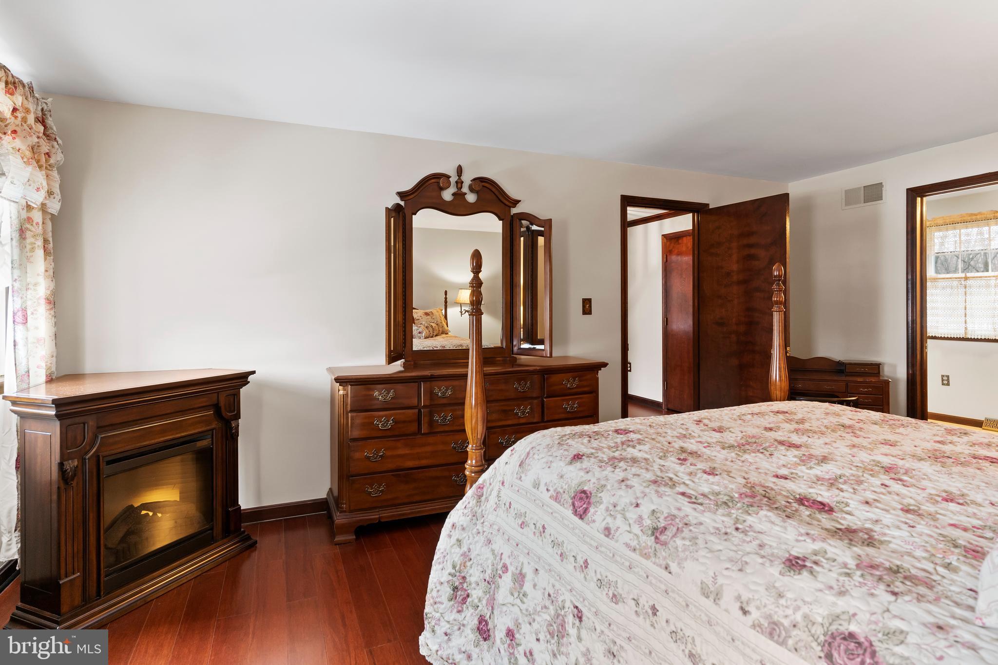 SHERWOOD PARK - Residential