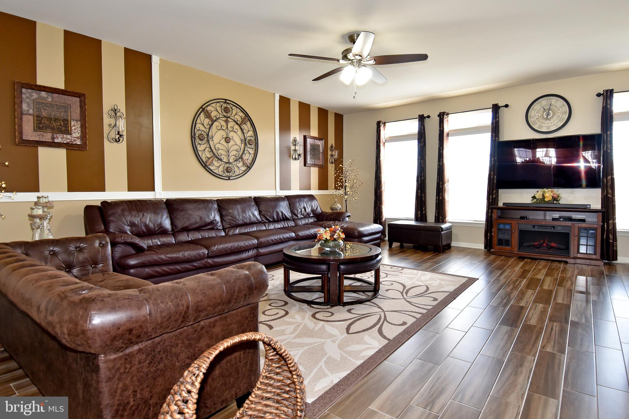 POTOMAC CLUB - Residential