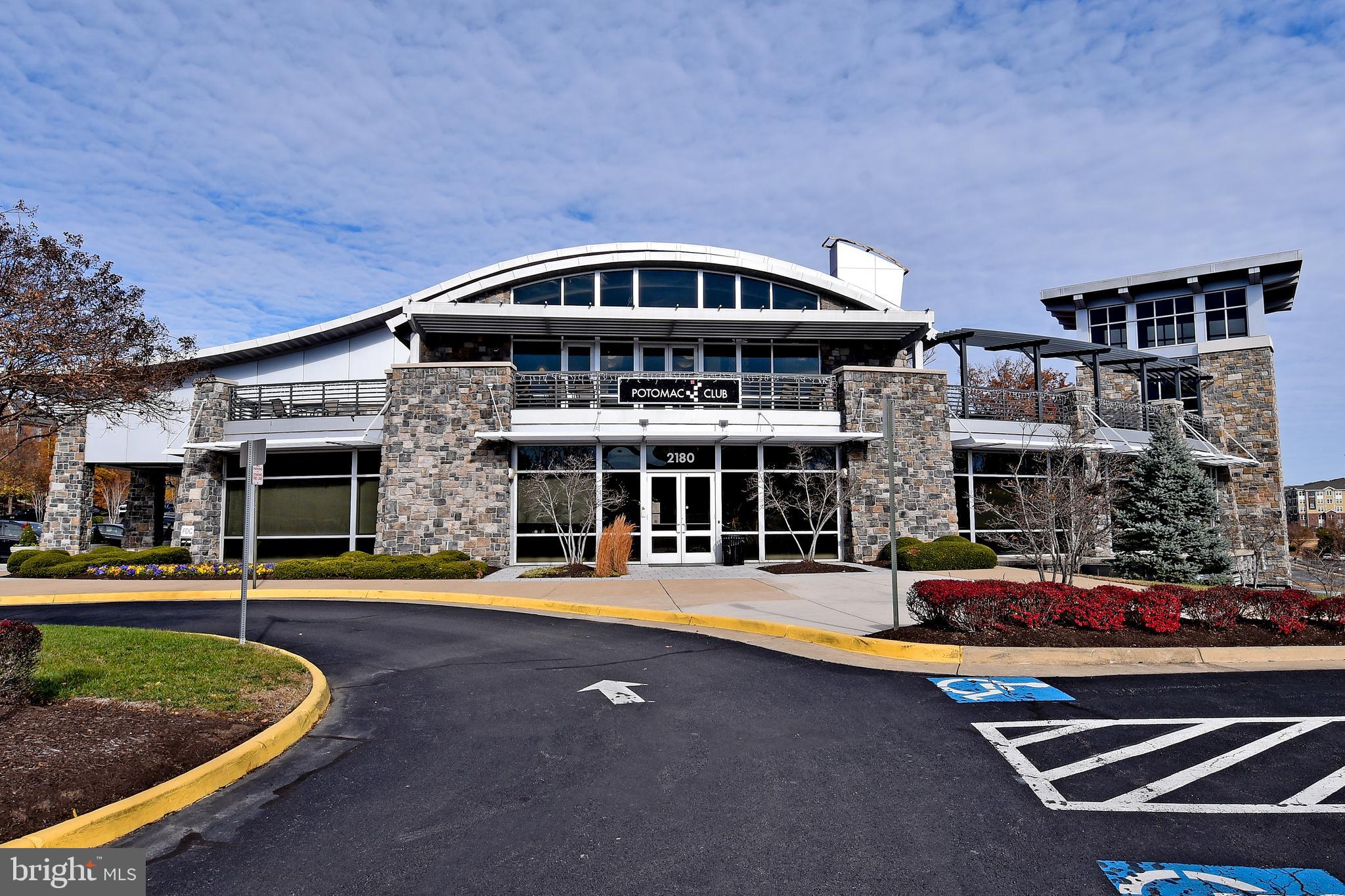 POTOMAC CLUB - Residential