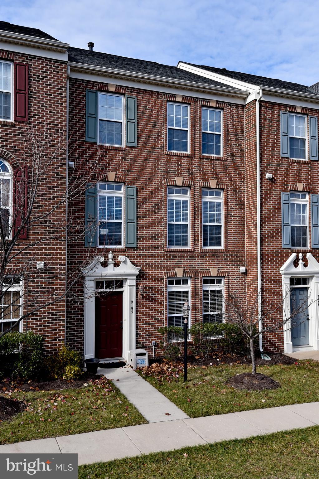 POTOMAC CLUB - Residential