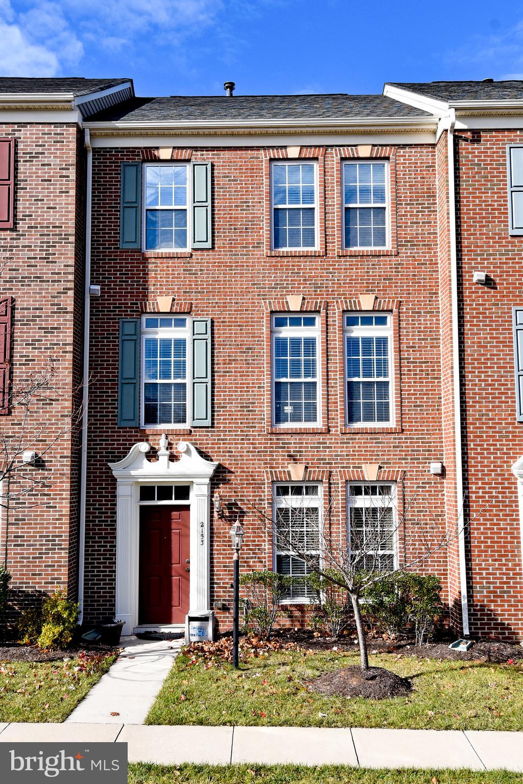 POTOMAC CLUB - Residential