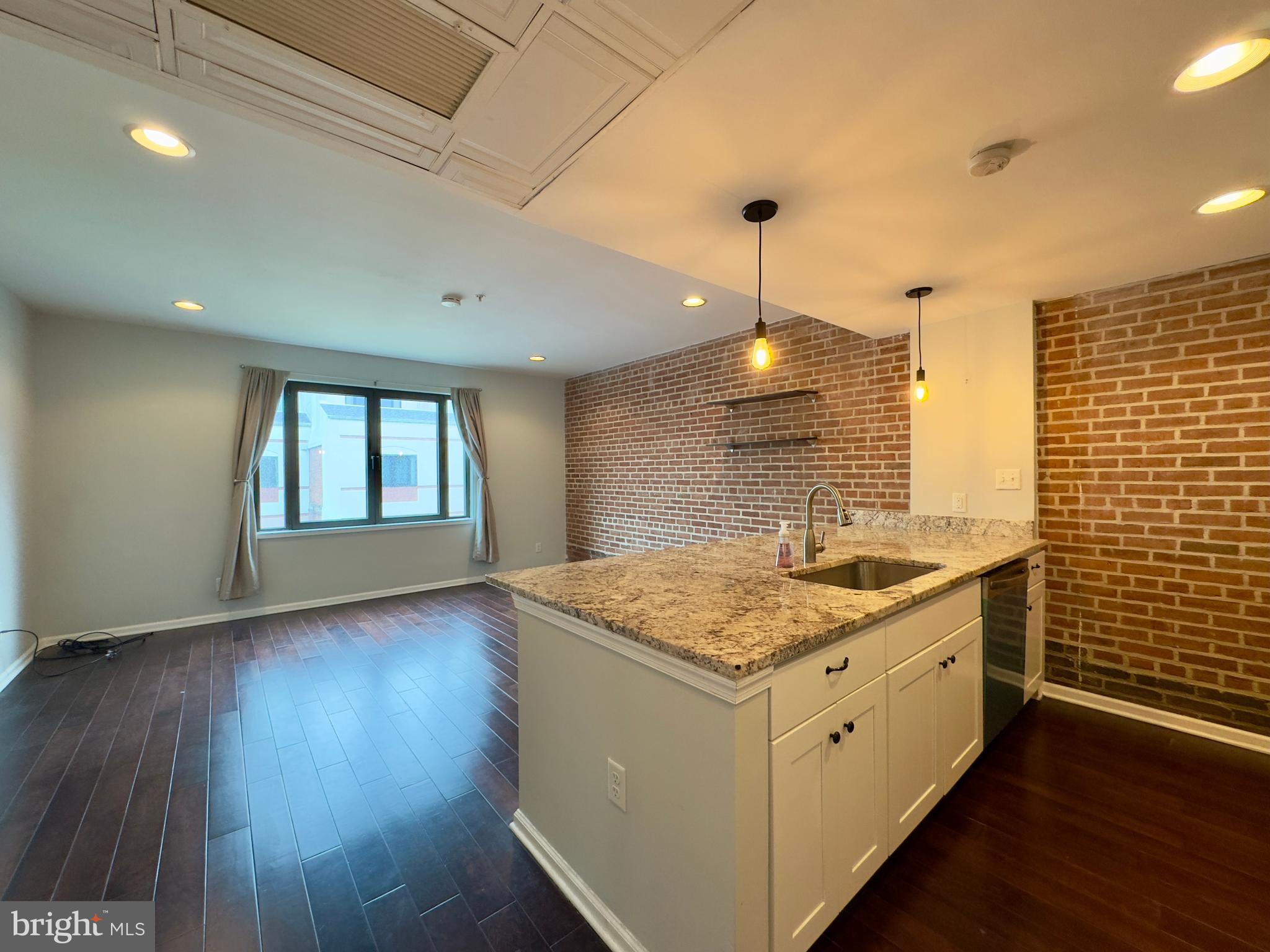 FELLS POINT HISTORIC DISTRICT - Residential Lease