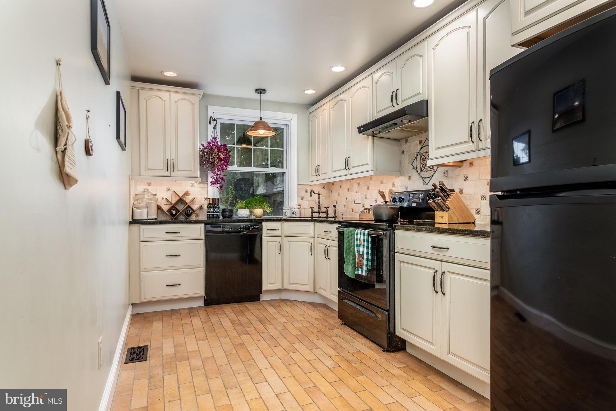 SAINT DAVIDS PARK - Residential