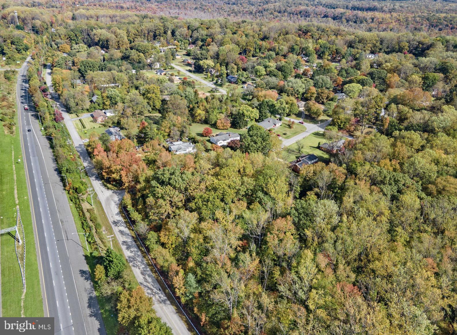 SHERWOOD MANOR - Land