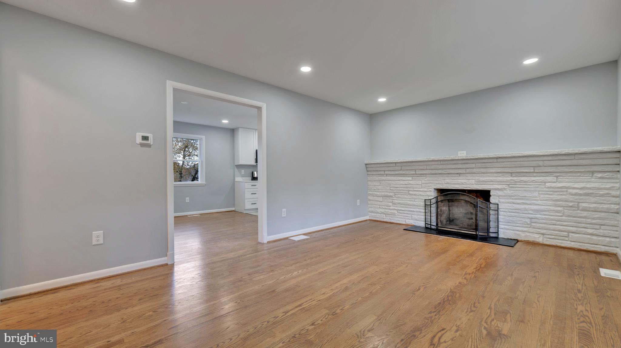 WOODSIDE FOREST - Residential