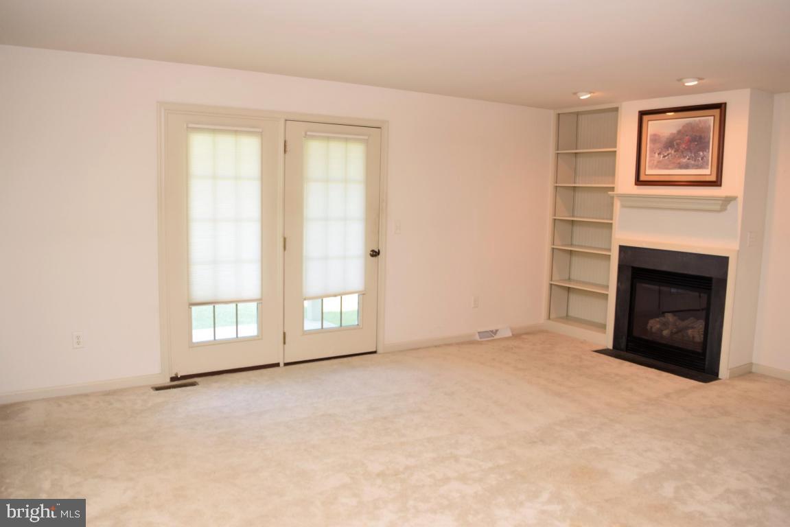 MEADOWS OF HIGHLAND - Residential