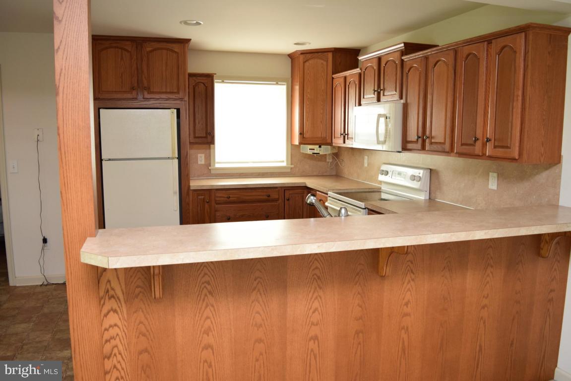 MEADOWS OF HIGHLAND - Residential