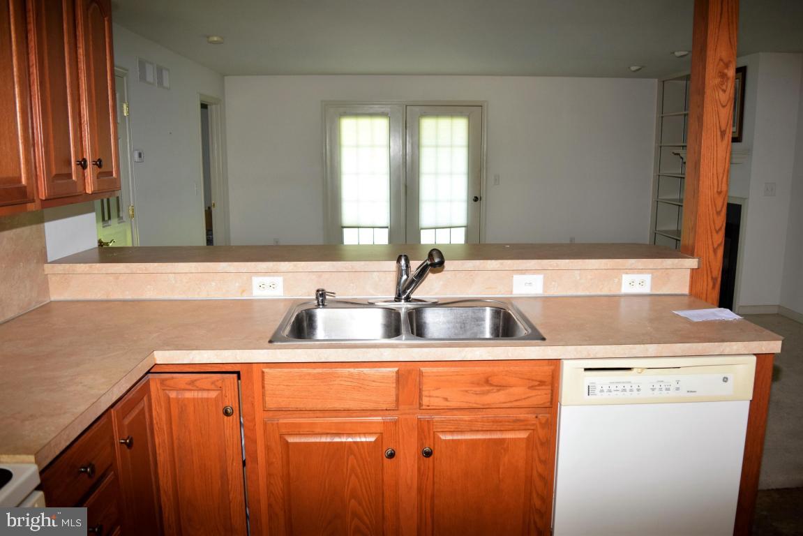 MEADOWS OF HIGHLAND - Residential