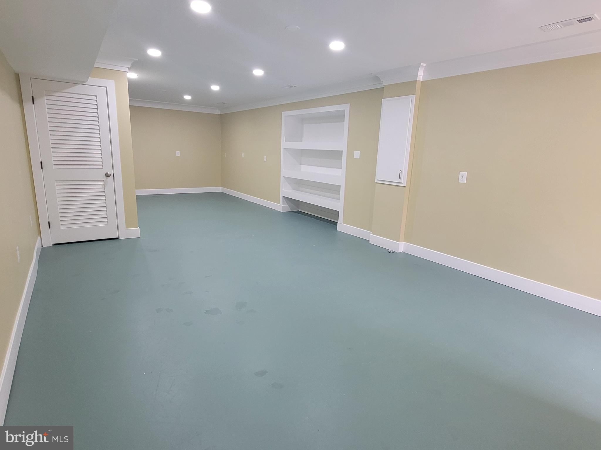 CONNER SQUARE CONDO - Commercial Sale