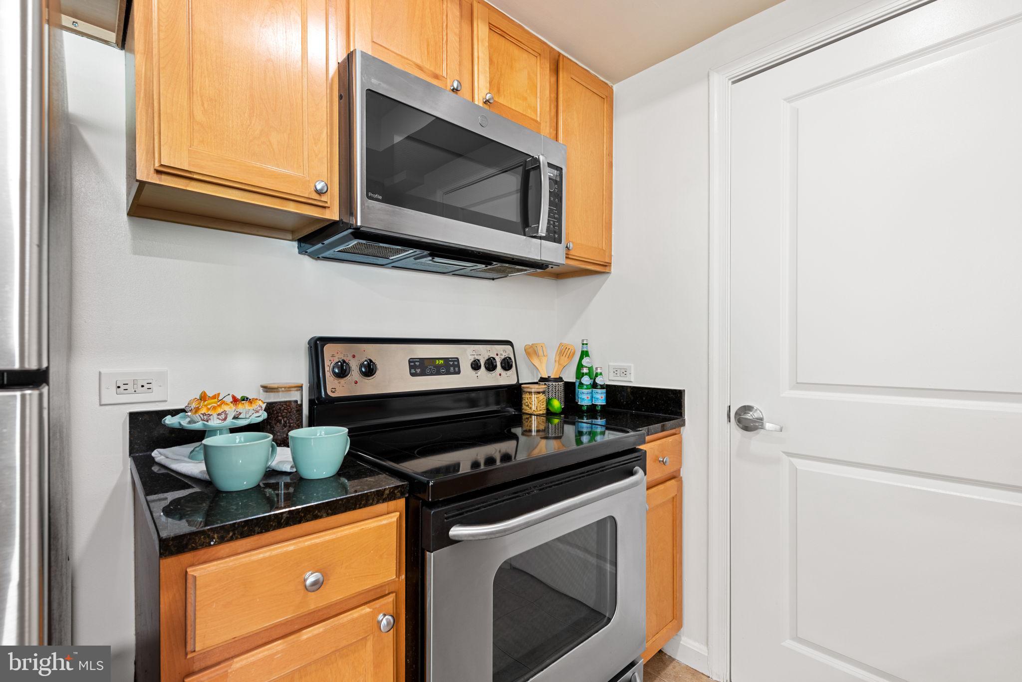 BALLSTON 880 - Residential