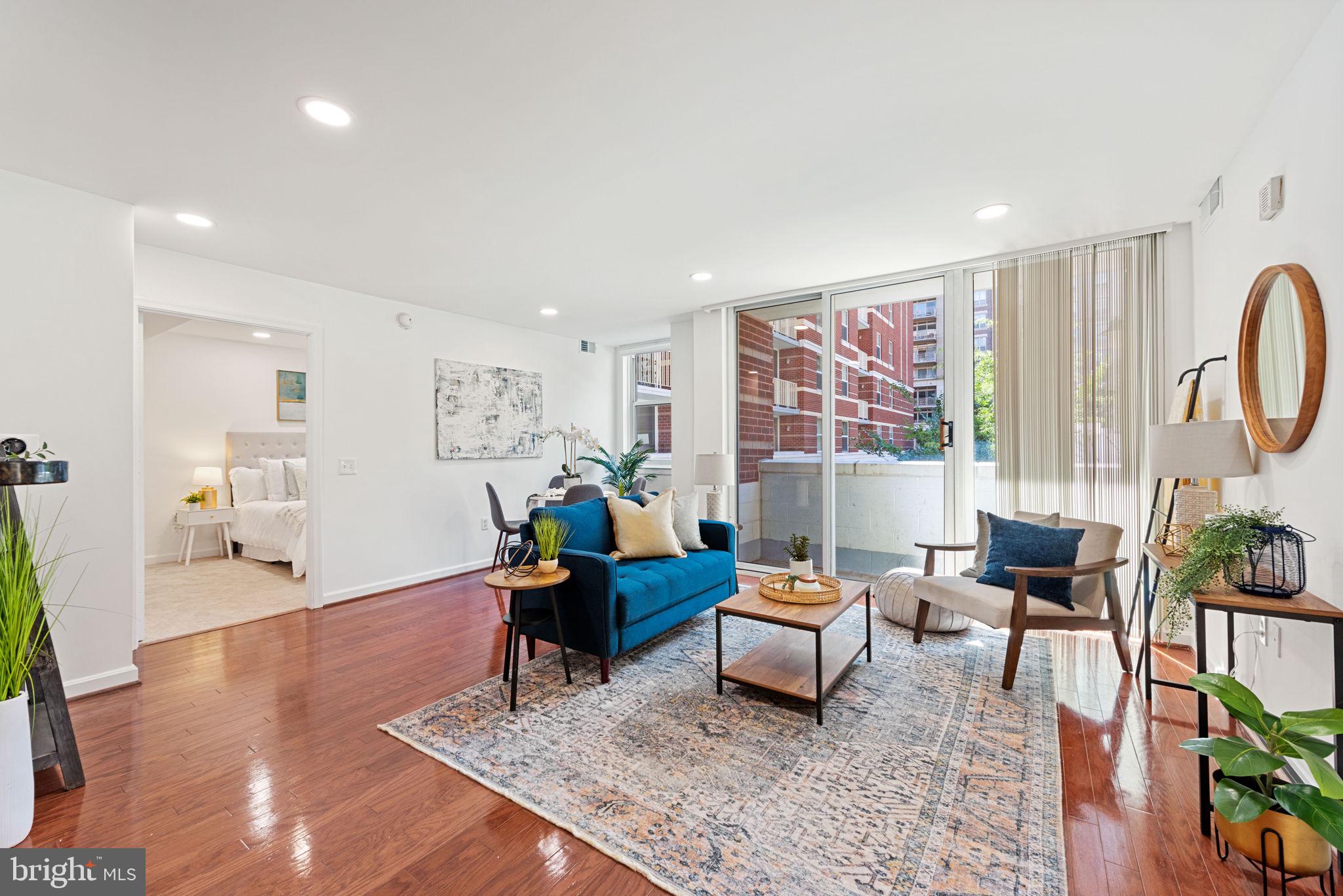 BALLSTON 880 - Residential