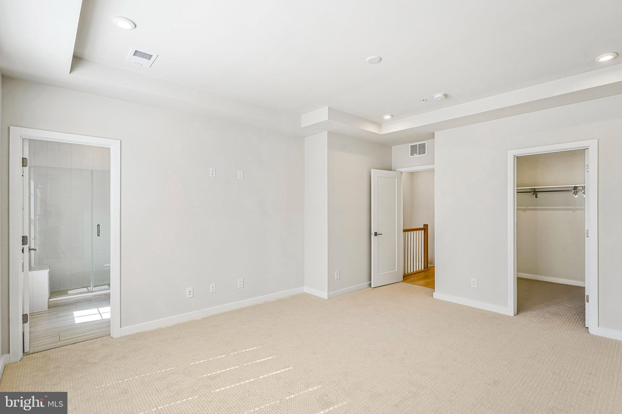 UNION PARK AT MCLEAN - Residential Lease