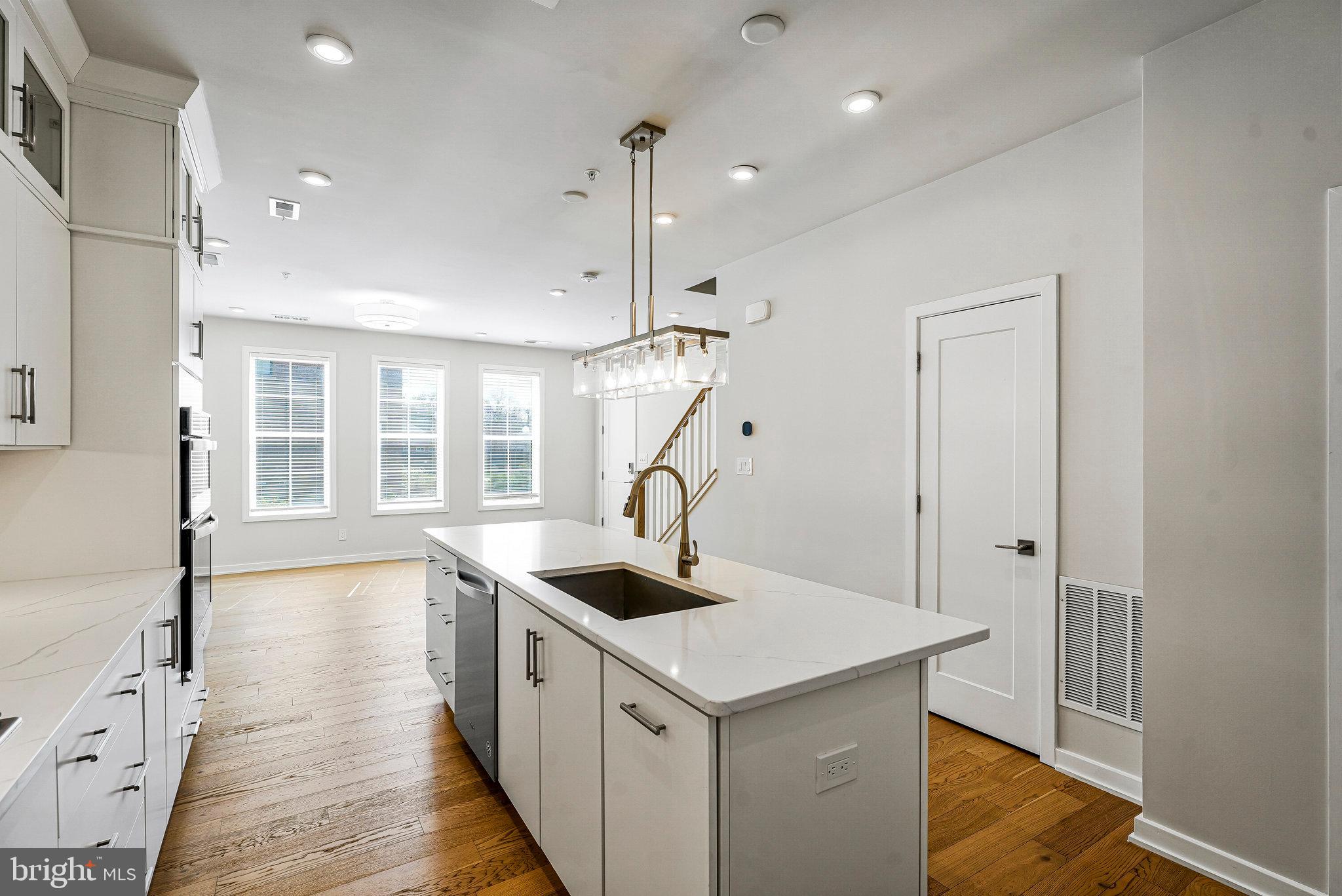 UNION PARK AT MCLEAN - Residential Lease