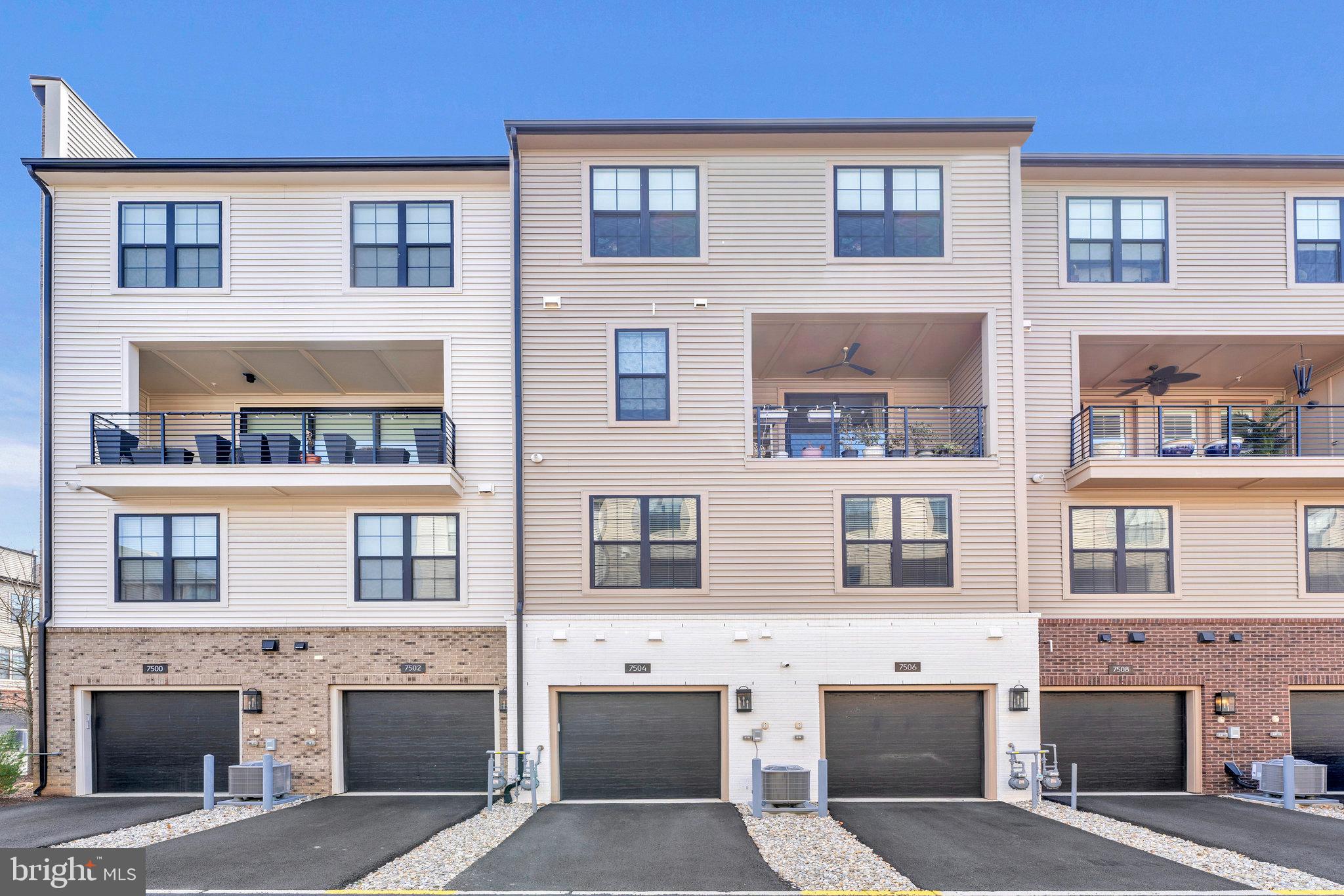 UNION PARK AT MCLEAN - Residential Lease