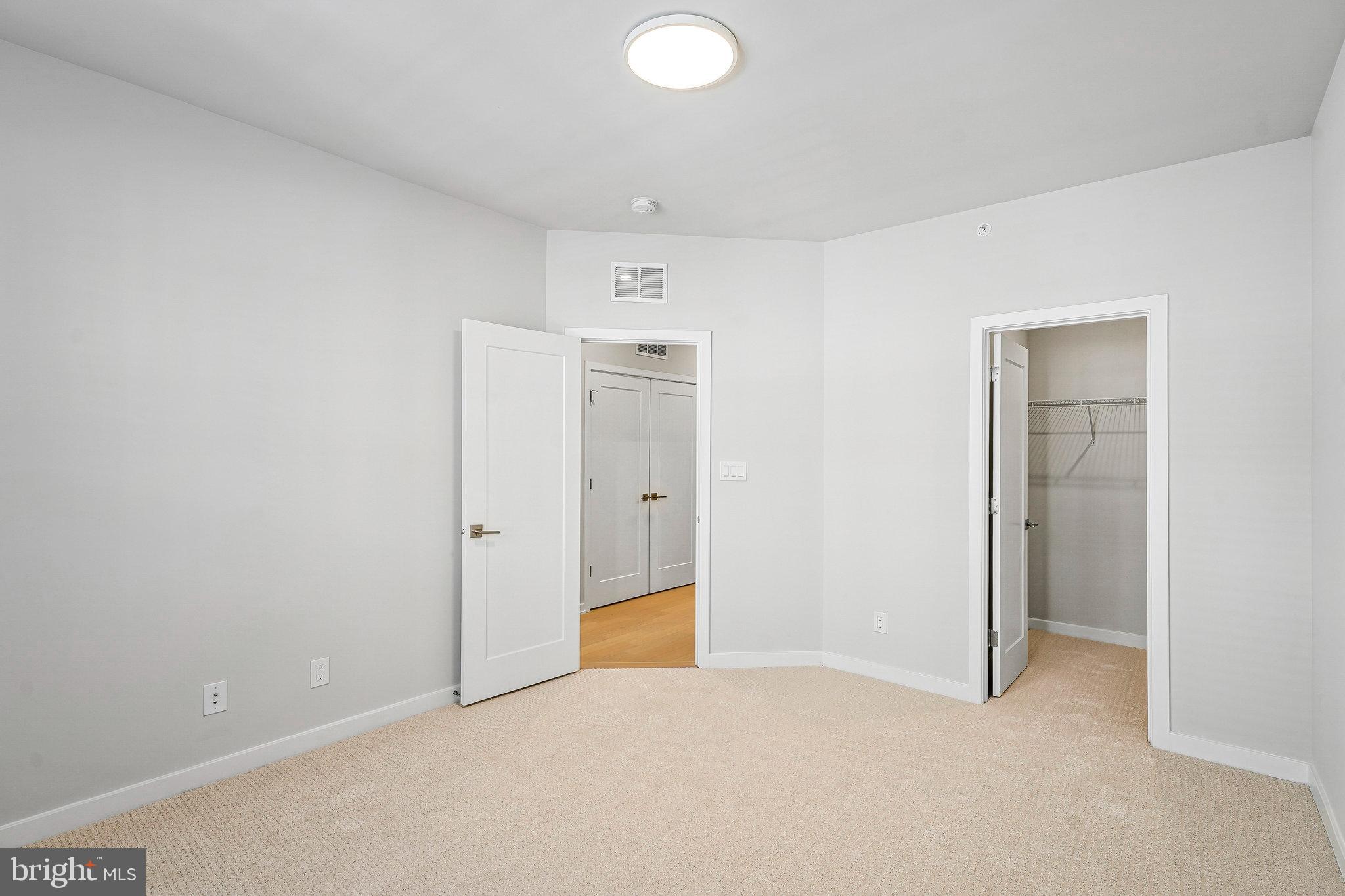 UNION PARK AT MCLEAN - Residential Lease