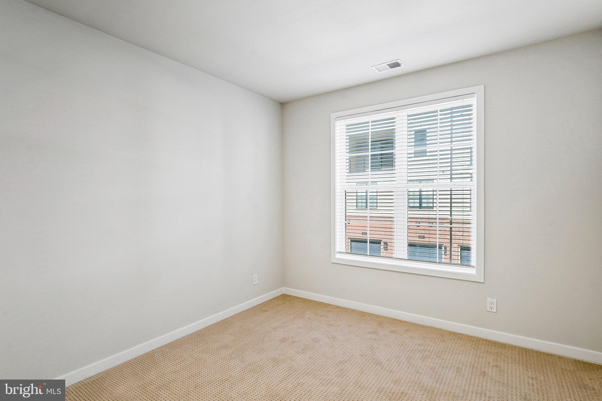 UNION PARK AT MCLEAN - Residential Lease