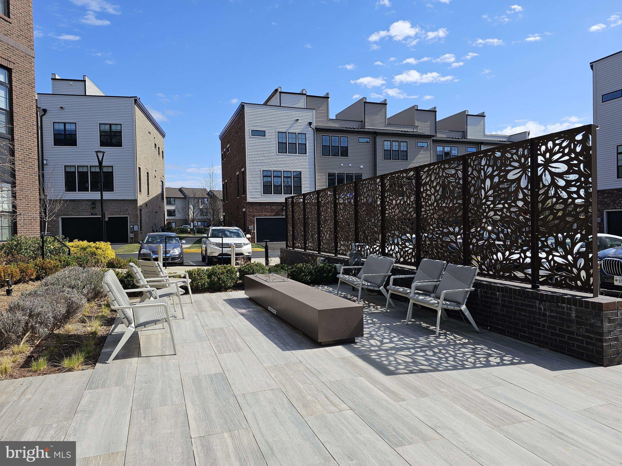 UNION PARK AT MCLEAN - Residential Lease