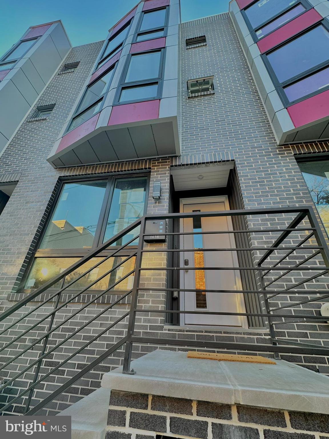 Stunning New Construction in Prime Grays Ferry Location – 4 Bedrooms, 3.5 Baths, 4 Levels + Rooftop Deck
Welcome to your dream home in the heart of Philadelphia! This brand-new residential property offers four expansive levels of living space, topped off with a private rooftop deck featuring breathtaking panoramic views of Center City.
Located in the highly sought-after Grays Ferry neighborhood, this modern home boasts:
4 spacious bedrooms
3 full bathrooms + 1 powder room
Contemporary open-concept layout perfect for entertaining
State-of-the-art kitchen with premium finishes and sleek design
Each floor is thoughtfully designed to maximize comfort, functionality, and style. The rooftop retreat provides the ultimate urban oasis with unparalleled skyline views.
Don’t miss the opportunity to rent this exceptional home in one of Philadelphia’s most up-and-coming communities.