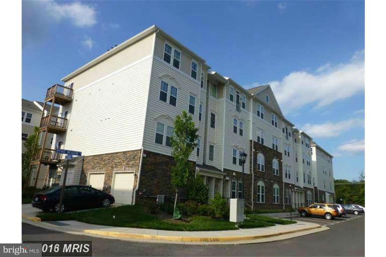 MERCER PARK CONDOMINIUM - Residential Lease