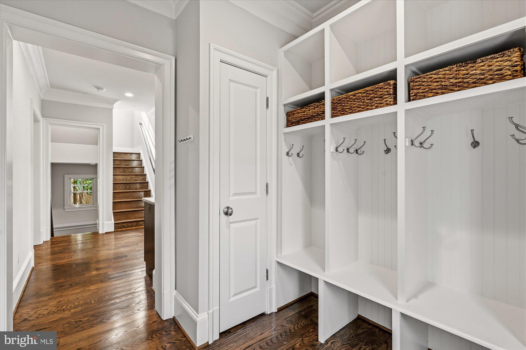 BEVERLEY HILLS - Residential