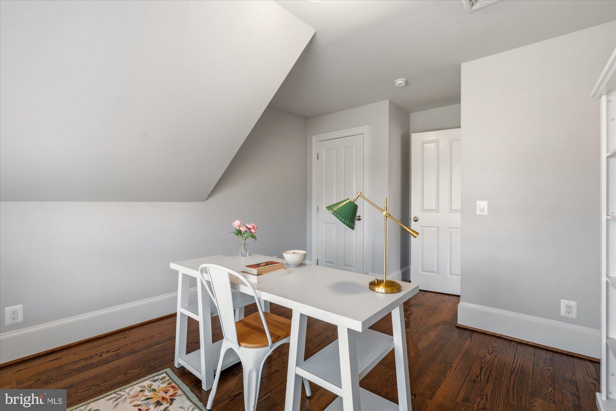 BEVERLEY HILLS - Residential