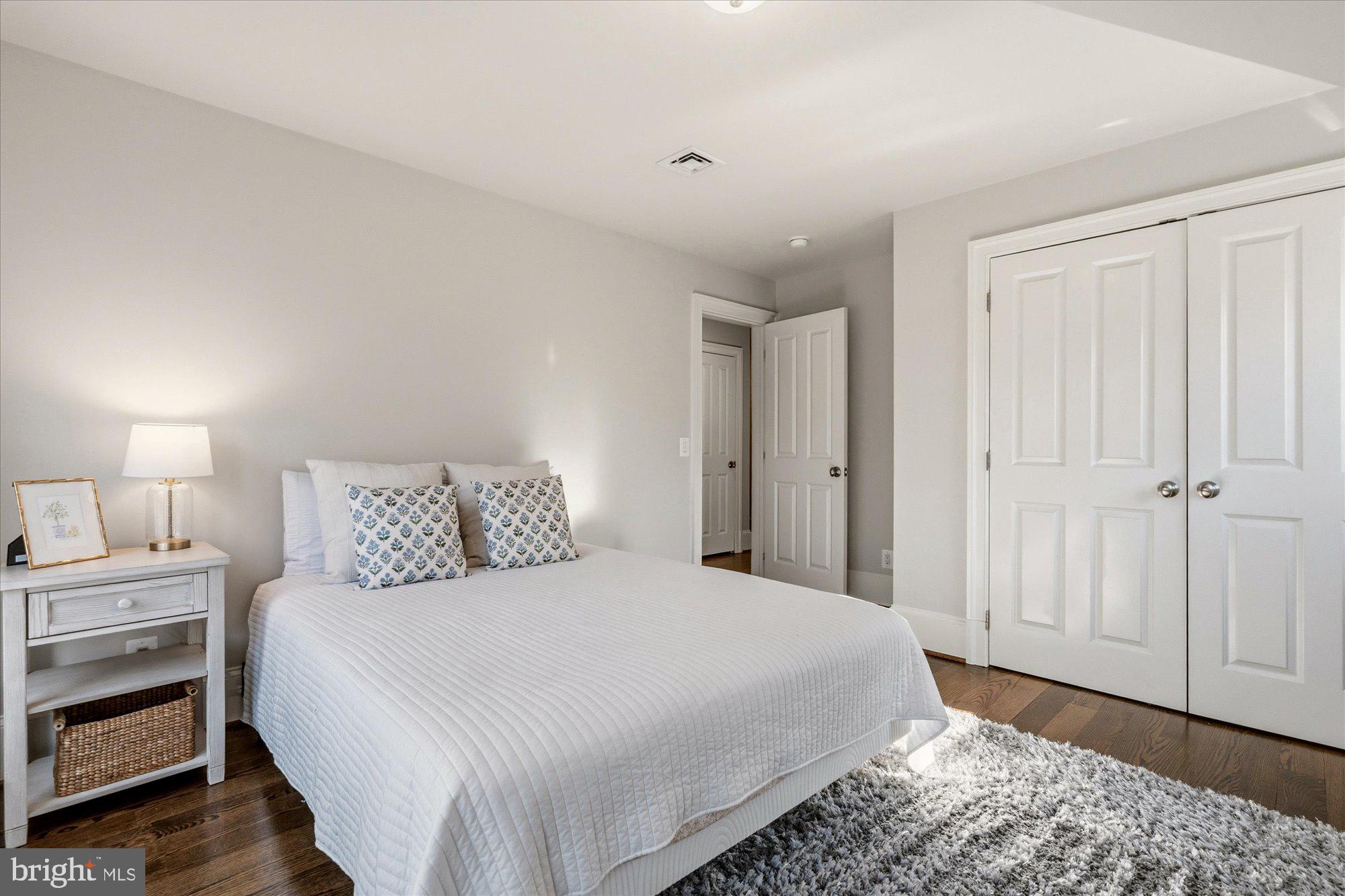 BEVERLEY HILLS - Residential